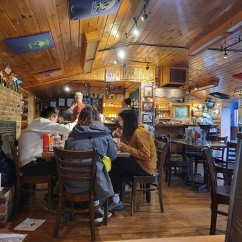 Denali Brewpub - This place has changed a lot since the last time I came here 8 Years ago- huge upgrade - New American Near Me - Talkeetna, Alaska