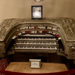 Genesee Theatre - Organ