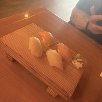 Hiro Japanese Restaurant - Yellowtail nigiri and salmon nigiri - Sushi Bars Near Me - Jacksonville, Florida