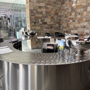 Boxwood Estate Winery - Tasting area. - Wineries Near Me - Middleburg, Virginia Boxwood Estate Winery - Tasting area. - Wineries Near Me - Middleburg, Virginia