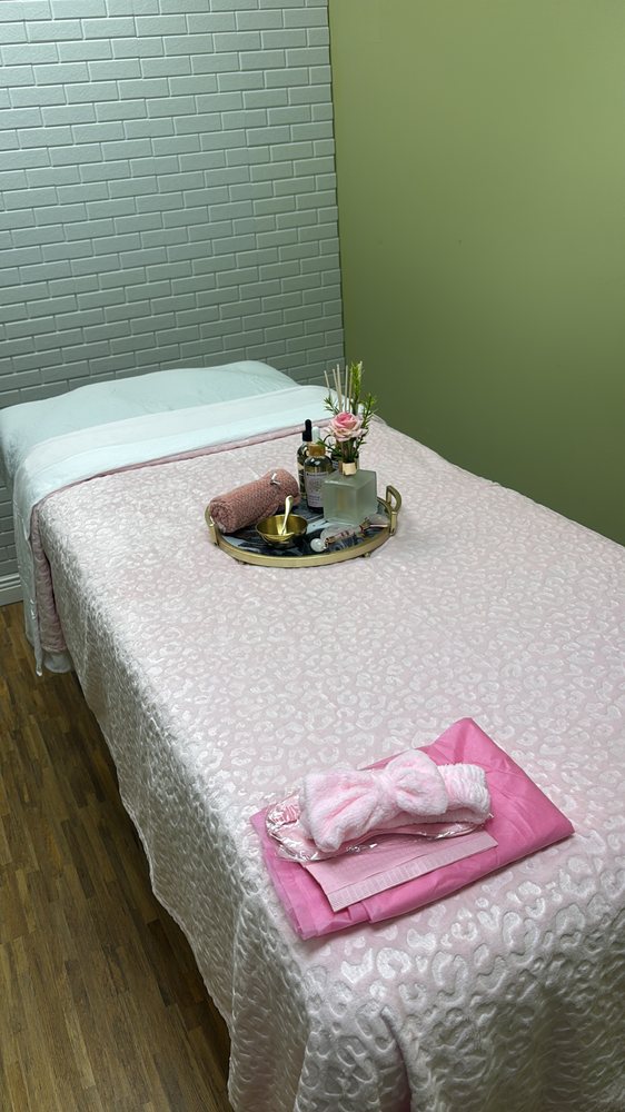 Wellbeing Beauty Spa Logo
