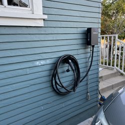 Meza Electric - Grizzl-E EV charging station, Highland Park CA