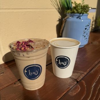 Kenz Coffee Bar - Rose Chai Latte and Lavender Latte - Coffee & Tea Near Me - Los Gatos, California