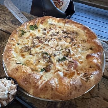 Grateful Head Pizza Oven & Tap Room - Cosmic Charlie - Pizza Near Me - Broken Bow, Oklahoma Grateful Head Pizza Oven & Tap Room - Cosmic Charlie - Pizza Near Me - Broken Bow, Oklahoma