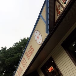 Pennsylvania Dutch Gift Haus