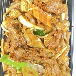 Beef chow fun