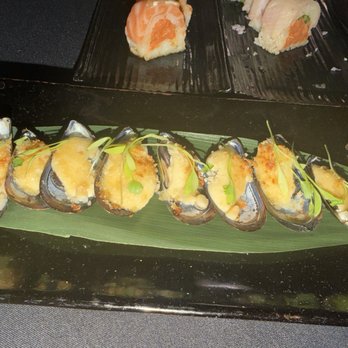 Kaviar Restaurants - Pasadena - Baked mussles - Sushi Bars Near Me - Pasadena, California