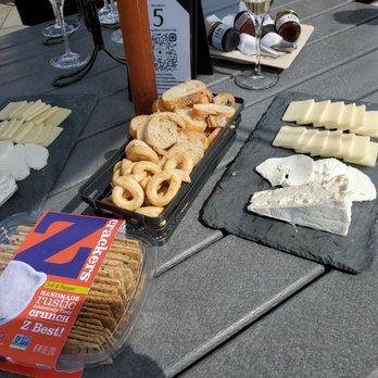 Sparkling Pointe - Fromage! - Wineries Near Me - Southold, New York