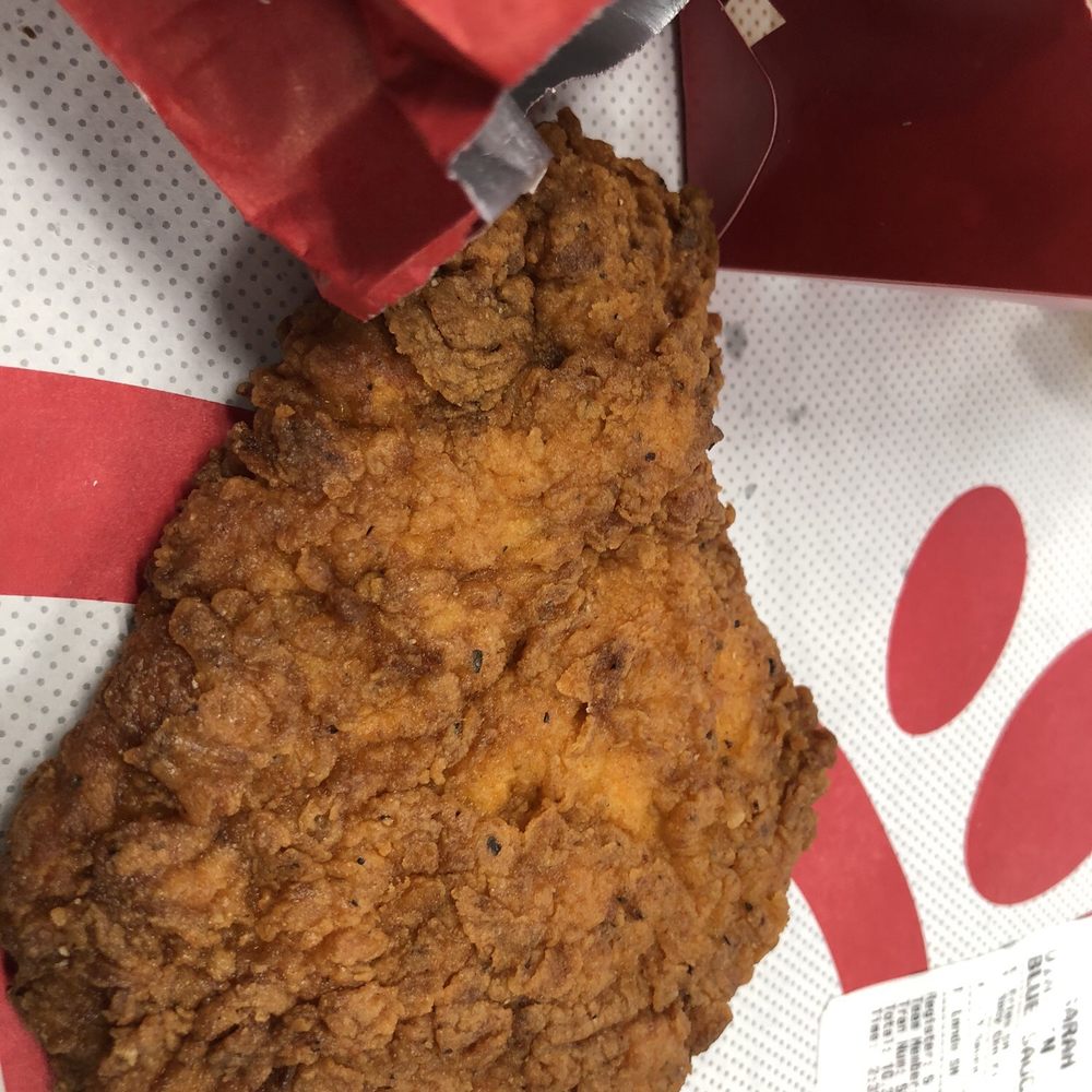 Chick-fil-A - Spicy chicken filet - Fast Food Near Me - Easton, Pennsylvania