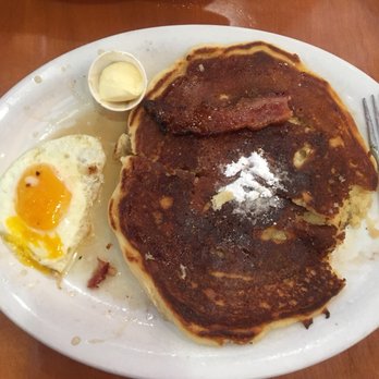 Doug's Day Diner - Centennial - Diners Near Me - Centennial, Colorado Doug's Day Diner - Centennial - Diners Near Me - Centennial, Colorado