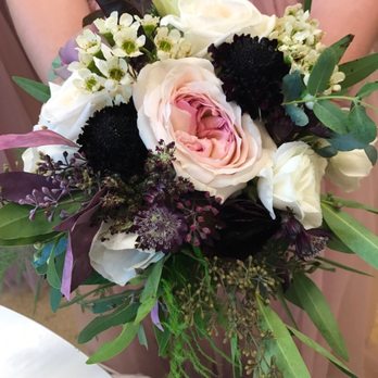 Flowers For Dreams - Bridesmaid bouquet - Florists Near Me - Chicago, Illinois