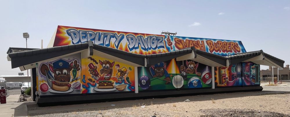 Deputy Dawgz & Smash Burgers Logo