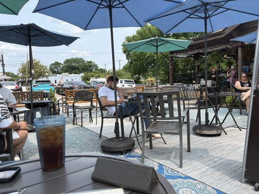 Village Pub and Beer Garden by null