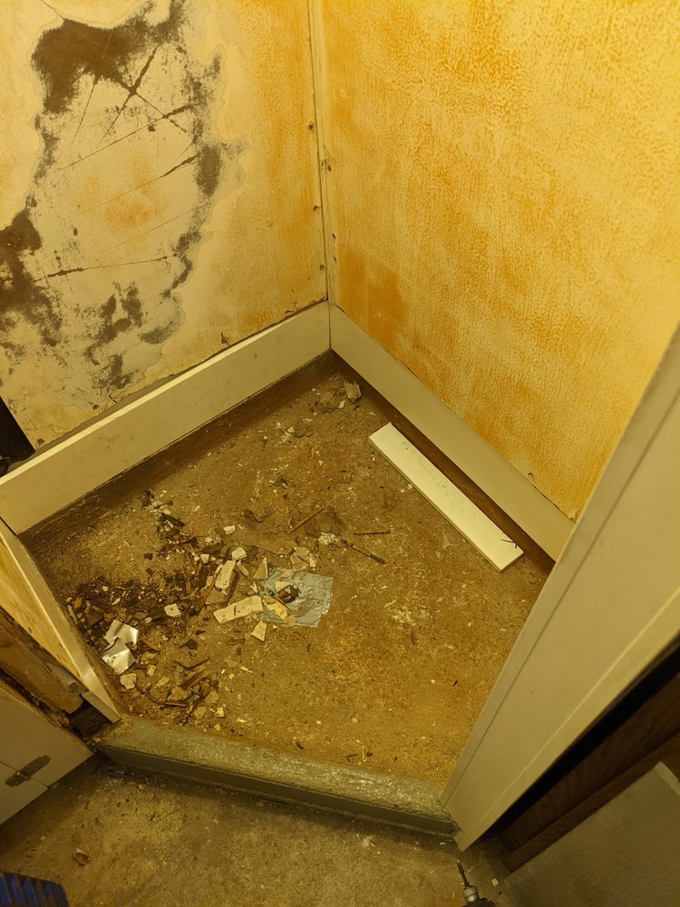 Slide of Snow Wonder Services