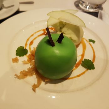 360 Restaurant - Canadian (New) Near Me - Toronto, Ontario