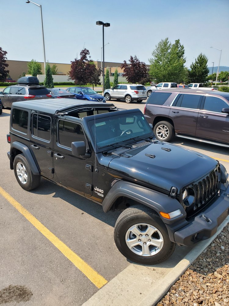 GLACIER JEEP RENTALS Updated August 2024 26 Photos 420 9th St W