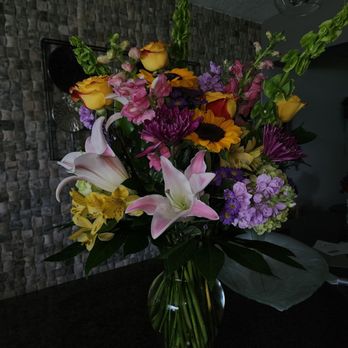 Buds, Blooms & Beyond - Florists Near Me - Tampa, Florida Buds, Blooms & Beyond - Florists Near Me - Tampa, Florida