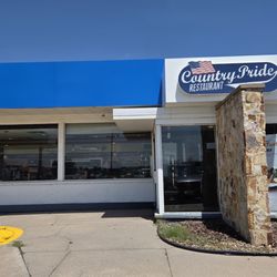TA Truck Service - Country Pride restaurant attached to TA