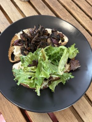 The Root Note by null