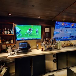 Pailolo Bar & Grill