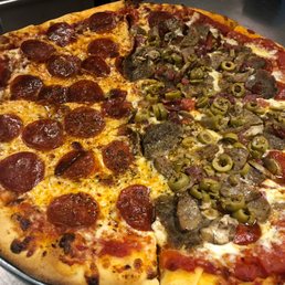 2 Slices of Pepperoni Pizza Lunch Special