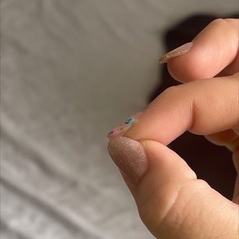 From Head To Toe Nail Bar - Hard gel lifting after two days - Nail Salons Near Me - Baldwin, New York