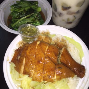 86 Fu Kee - Soy sauce chicken leg over rice with steam vegetable & oysters sauce - Chinese Near Me - Brooklyn, New York 86 Fu Kee - Soy sauce chicken leg over rice with steam vegetable & oysters sauce - Chinese Near Me - Brooklyn, New York