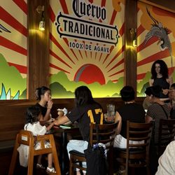 Miso Taco - Interior