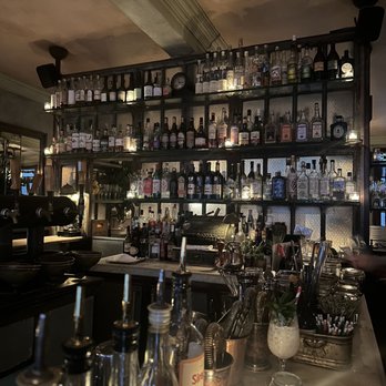 Maison Premiere - Seafood Near Me - Brooklyn, New York Maison Premiere - Seafood Near Me - Brooklyn, New York
