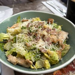 Burzza - Caesar Salad