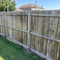 Joe’s Lawn and Tree Service - Replaced all wood poles with new steel and re-leveled and straightened fence