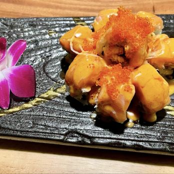 Eat Sushi - Sunflowers Roll - Sushi Bars Near Me - San Francisco, California