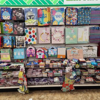 Dollar Tree - Discount Store Near Me - Morton Grove, Illinois