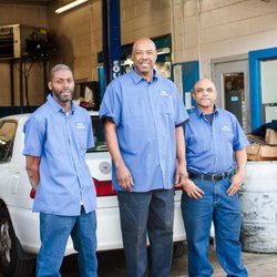 Manny's Service Center