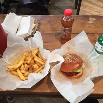 Holy Cow - Burgers Near Me - Zürich, ZH Holy Cow - Burgers Near Me - Zürich, ZH