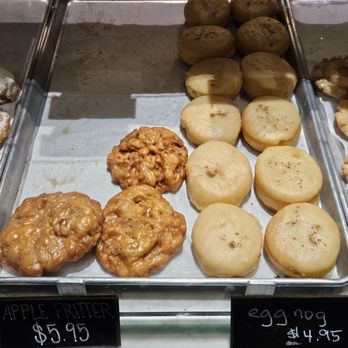 Firecakes Donuts - Bakeries Near Me - Chicago, Illinois