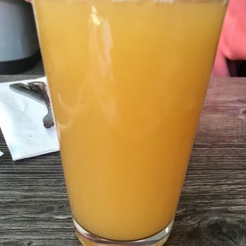 Mancora Peruvian Cuisine - Agua d maracuya , muy buena - Peruvian Near Me - Alhambra, California