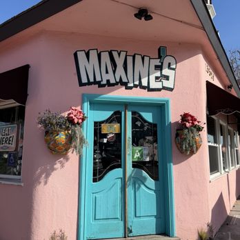 Maxine's Cafe - Breakfast & Brunch Near Me - Los Angeles, California Maxine's Cafe - Breakfast & Brunch Near Me - Los Angeles, California