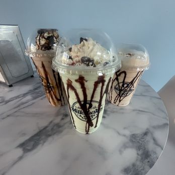 Milkshakes & More - Peanut butter ice cream shake w/reeses pieces For the love of mint shake Salted caramel Oreo cookies shakes - Bubble Tea Near Me - Irving, Texas Milkshakes & More - Peanut butter ice cream shake w/reeses pieces For the love of mint shake Salted caramel Oreo cookies shakes - Bubble Tea Near Me - Irving, Texas