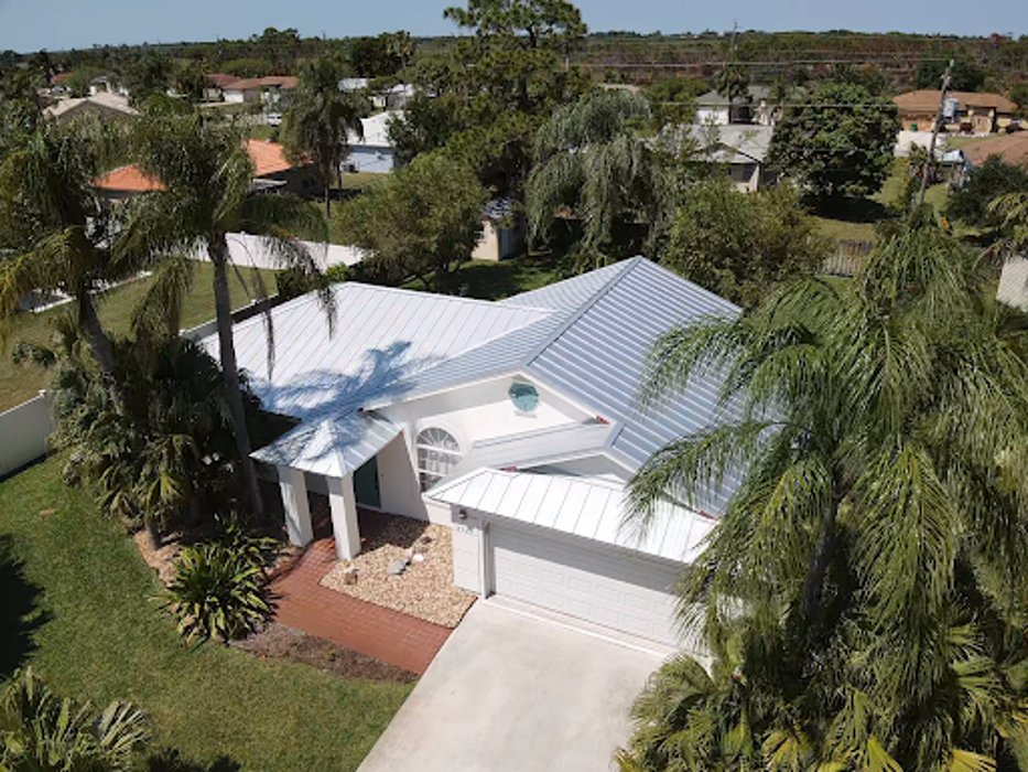 Slide of FoxHaven Roofing Group