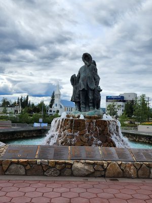 Golden Heart Plaza by null