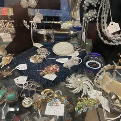 Antique Trove