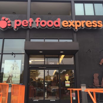 Pet Food Express - Store entrance - Pet Stores Near Me - Pasadena, California