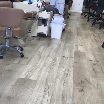Vip Nails - The man (pedicurist) who accidentally cut my mom. - Nail Salons Near Me - Tarrytown, New York