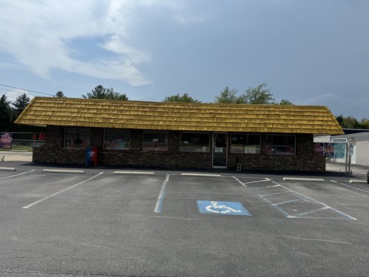 Frank's Backyard BBQ by null