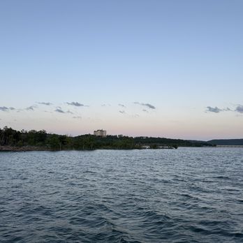 Big Cedar Lodge - Table Rock Lake - Resorts Near Me - Ridgedale, Missouri