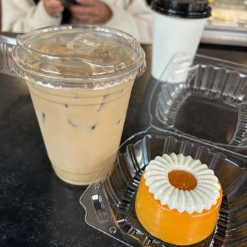 Elixir Espresso & Wine Bar - Vanilla 16 oz. Iced Caffe Latte Mango/strawberry pastry - Gelato Near Me - San Diego, California Elixir Espresso & Wine Bar - Vanilla 16 oz. Iced Caffe Latte Mango/strawberry pastry - Gelato Near Me - San Diego, California