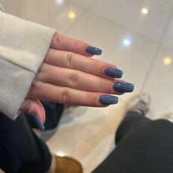 Golden Nail - My nails after 4 weeks!!!!!