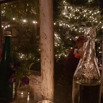 N 7 - such wonderful holiday ambiance!! - French Near Me - New Orleans, Louisiana