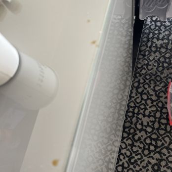 Flamingo Las Vegas - Sticky/dirty counter - Hotels Near Me - Las Vegas, Nevada Flamingo Las Vegas - Sticky/dirty counter - Hotels Near Me - Las Vegas, Nevada